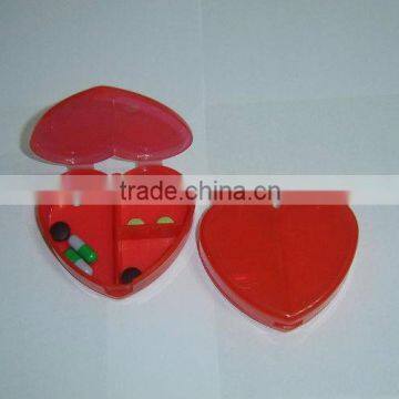 Promotional heart shape pill case/medicine box/plastic pill boxSYH020