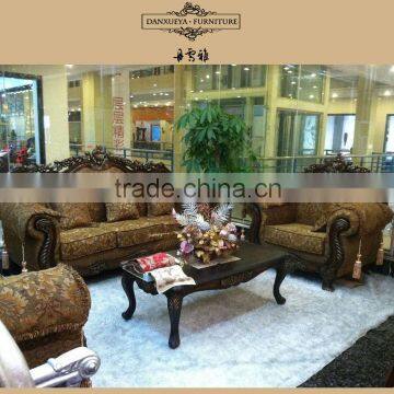 Living Room Furniture Classical Solid Wood Sofa photo-3