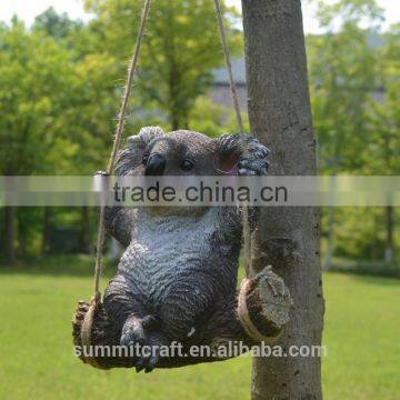 Resin vivid details swing koala statue garden decor