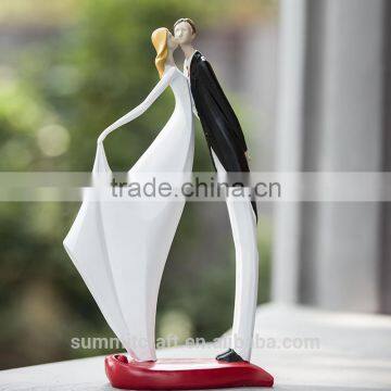 Resin Dancing Couple Figurines Gifts for Newly Married Couple