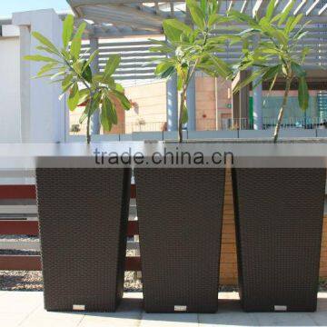 China modern design rattan flower pot in garden sets in patio outdoor furnitur