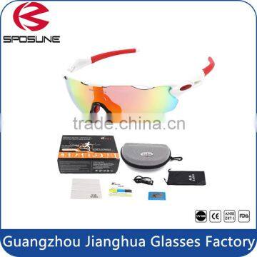 Excellent Quality Removable Gasket Windproof Antiskid Outdoor sporting sunglasses with box and accessories