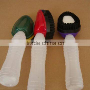 shampooing brush, horse pony grooming coat mane tail hoof cleaning