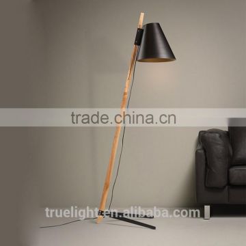 wooden lamp stand