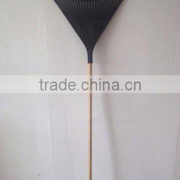 24 Teeth Wooden Handle Plastic Garden Rake