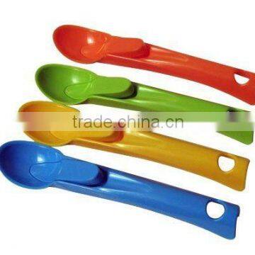 high quality & food grade plastic ice cream scoop with a pop-up handle