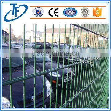 2015 hot sale High quality security welded double wire mesh fence / double loop wire fence for factory Manufacturer