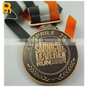Metal crafts medal with colors ribbon in promotional