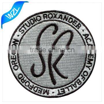 Custom wholesale stick-on embroidered patches