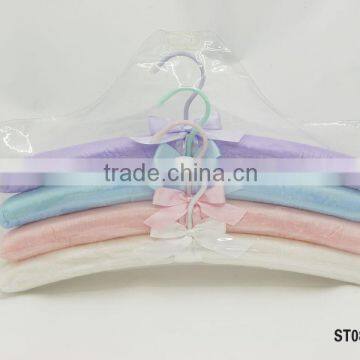 Fabric hanger