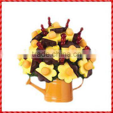 Beautifully designed ceramic Fruit Arrangement Vase