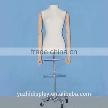 2016 hot sale torso dress form female mannequin with wood hand for display