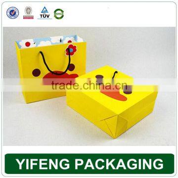 Custom Design Logo Printed Foldable Paper Gift Bag photo-4