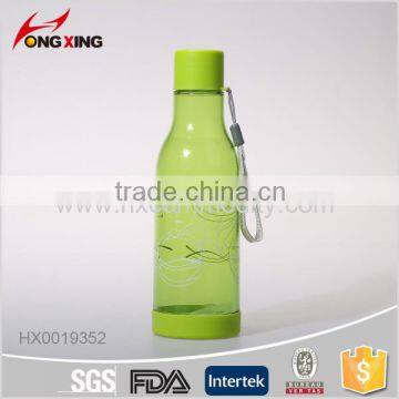 green plastic sport water bottle with handle                        
                                                                                Supplier's Choice