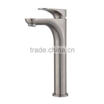 No.Y4518 Cheap Desk Mounted Bathroom Single Handle Antique Bathroom Taps photo-3