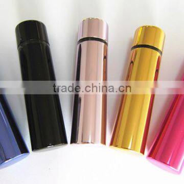 Lovely Portable Mini Mobile Power Bank Low Price Dazzle Colour Series 2600mah Power Bank photo-3