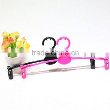 Wholesale plastic lingerie hanger for underwear display