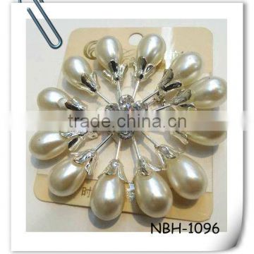 Wholesale jewelry flower brooch with crystal stones and pearl