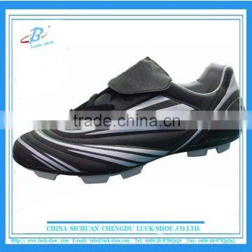 High quality men cricket spikes shoes cheap durable soccer shoes