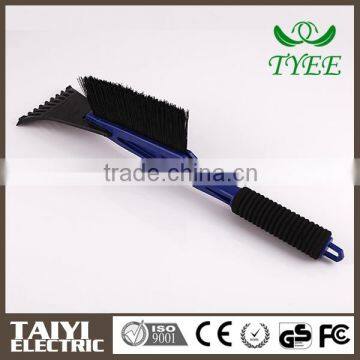 TYEE black long handle ice scraper with brush