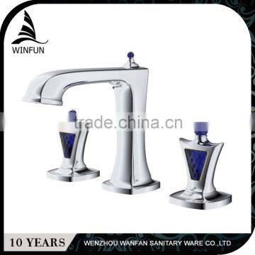 2015 new design bathroom faucet