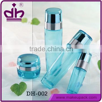 Skin care glass bottle cosmetic packaging set in bulk