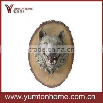 Polyresin wall decoration wolf head