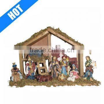 Wooden Stable with 10 Resin Figures christmas Nativity Set