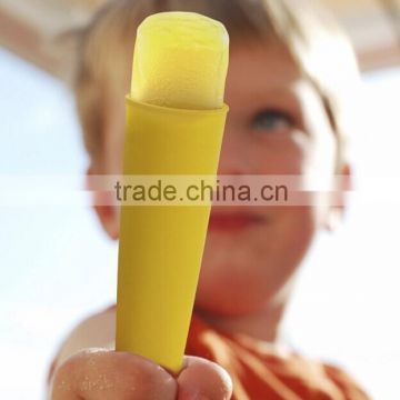 Silicone ice pop maker