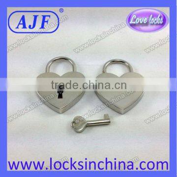 AJF decorative heart padlocks for valentines day promotional items