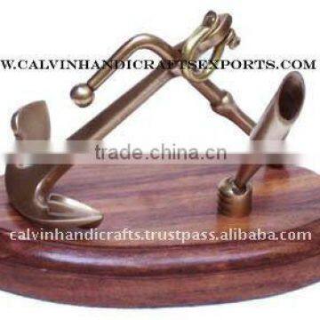 Promotional pen holder with anchor