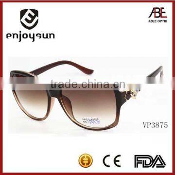 free sample newest fashion custom sunglasses with diamond