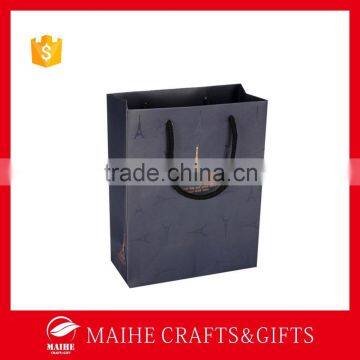 Fashional Wine Paper Bag With Spot UV And Gold Hot Stamp