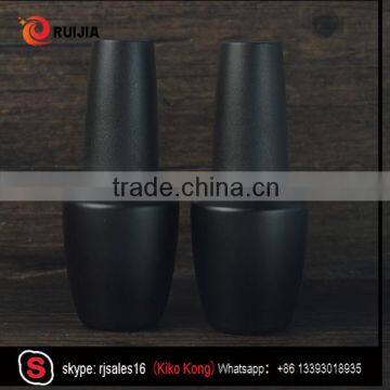 Empty Nail Varnish Bottle Flat Shape 8ml Matte Black Gel Nail Polish Bottle With Frosted Black Cap photo-3
