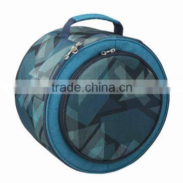 BBQ cooler bag with BBQ grill