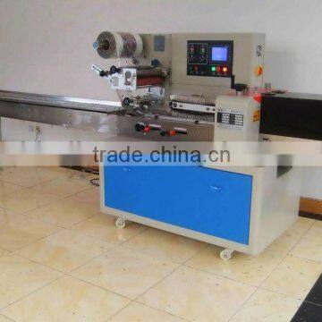 Biscuit flow packing machine