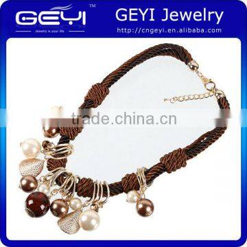 2014 wholesale chunky European factory price statement fashion necklace the most fashion color pearl beaded costume necklace