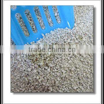 Bentonite Toilet kitty sand OEM Cat litter strong ability to adsorb humidity