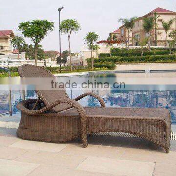 Adjustable back Outdoor lounger with fashion style 2012