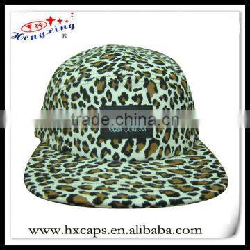 Customized logo leopard print 5 panel hat