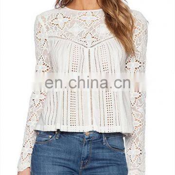 Fashion Modeling Long Sleeve Hollow-out White Lace Blouse, Wholesale Bohemian Clothing Burnout Floral Lace Blouse for Women photo-4