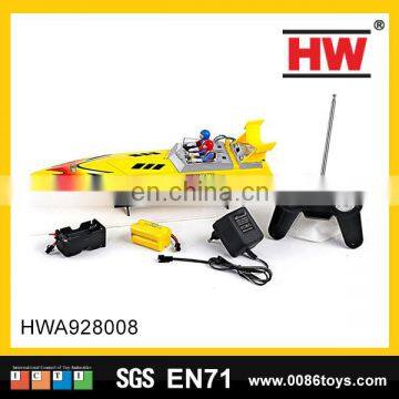 Small 4 channel remote control plastic toy boat