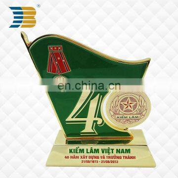Custom Design Zinc Alloy 24k Gold Plating Metal Award Trophy