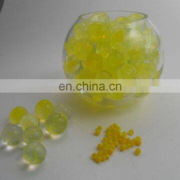 Wedding centerpiece decorative yellow expanding water beads