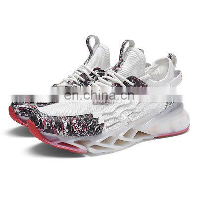 Factory Outlet Christmas Design Wholesale High Quality Men's Jogging Track and Field Breathable Customized Casual Sports Shoes