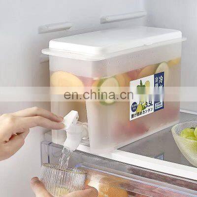 3.5L refrigerator cold water bucket Fruit teapot summer Ice kettle with faucet Large Capacity Ice Water Bucket