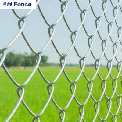 Easily Assembled 100 ft Used Industry Chain Link Wire Fence Galvanized Pvc Black Coated Diamond Security Fence Cyclone Wire Mesh photo-2