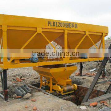 High Weighing Accuracy Small Concrete Batching Machine Low Price
