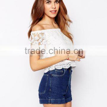 New Sexy Off the Shoulder Lace Plain Crop Tops Wholesale For Women Short Hollow Out Crochet Top photo-2