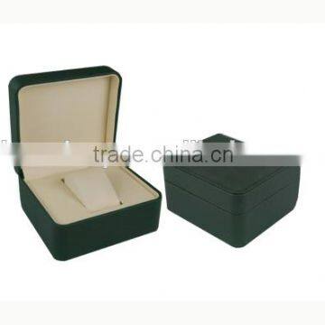 2015 New custom plastic watch box show box with velvet